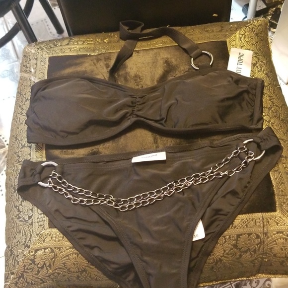 Vigoss Swimwear Super Sexy Chain Link Bikini L NEW - Picture 2 of 5